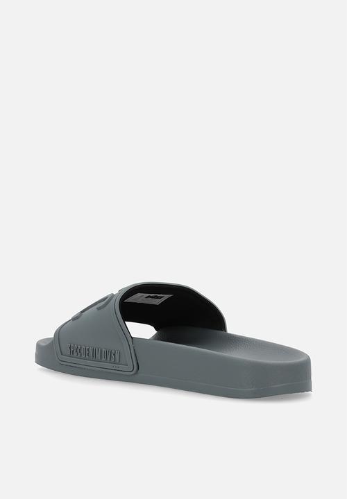 S.P.C.C - Ortiz Slider  - Celeste