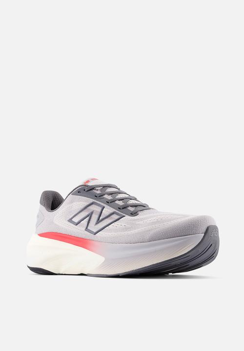 New Balance  - Fresh Foam X More v6