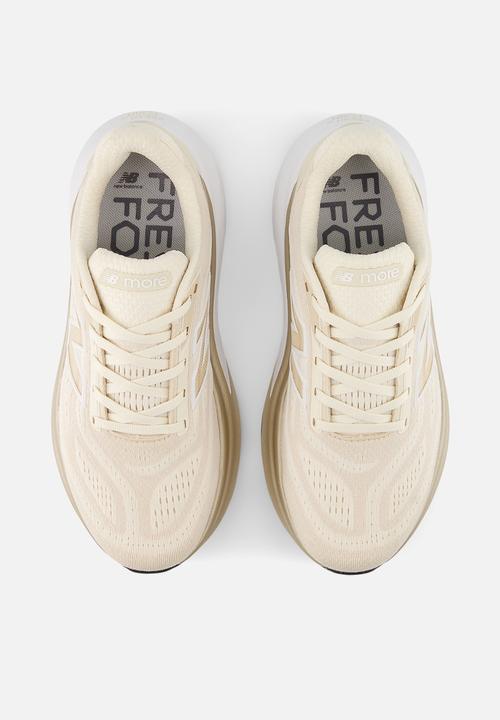 New Balance  - Fresh Foam X More v6
