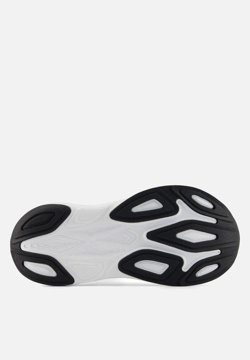 New Balance  - Fresh Foam X More v6