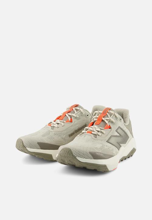 New Balance  - DYNASOFT NITREL v6