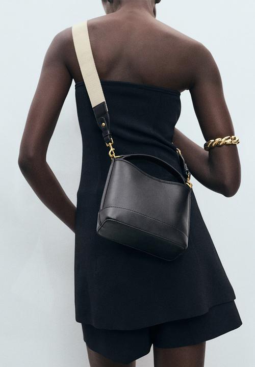 MANGO - Isoldo bucket bag - black