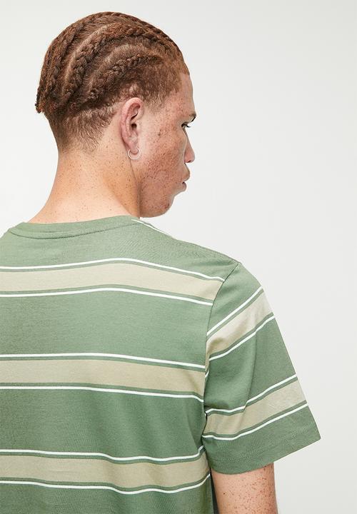 Levi’s® - Ss Classic Pocket Tee - Zachary Stripe Laurel Wreath Jersey
