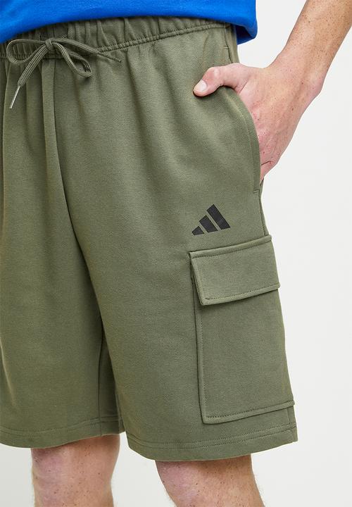 adidas Performance - Feelcozy Cargo Shorts  - Oli Green