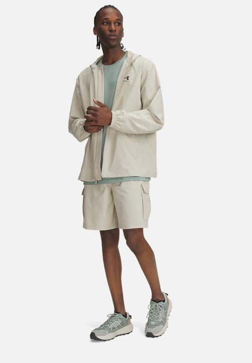 Under Armour - UA Vibe Woven Cargo Short - Khaki Base /Black