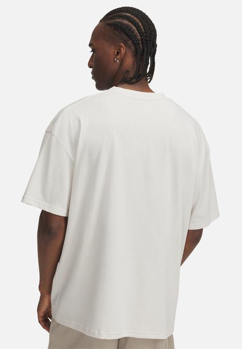 Under Armour - UA M HW OS Branded Short Sleeve - Summit White/City Khaki
