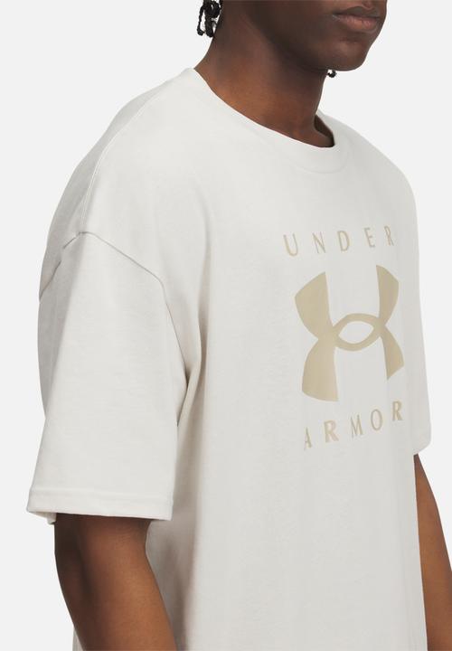 Under Armour - UA M HW OS Branded Short Sleeve - Summit White/City Khaki