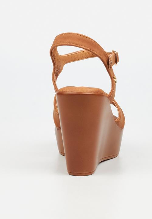 Butterfly Feet - Allora 3 heel - tan