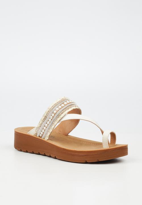 Butterfly Feet - Xara 5 toe post - white