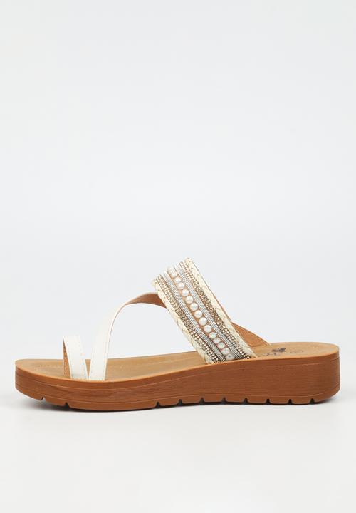 Butterfly Feet - Xara 5 toe post - white