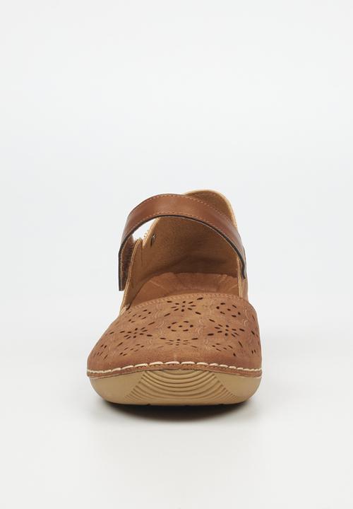 Butterfly Feet - Cindi close toe ankle strap - tan