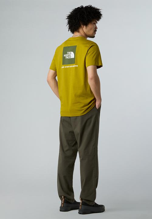 The North Face - S/S Box Nse Tee - Deep Dijon-Woodland Green (F9K)