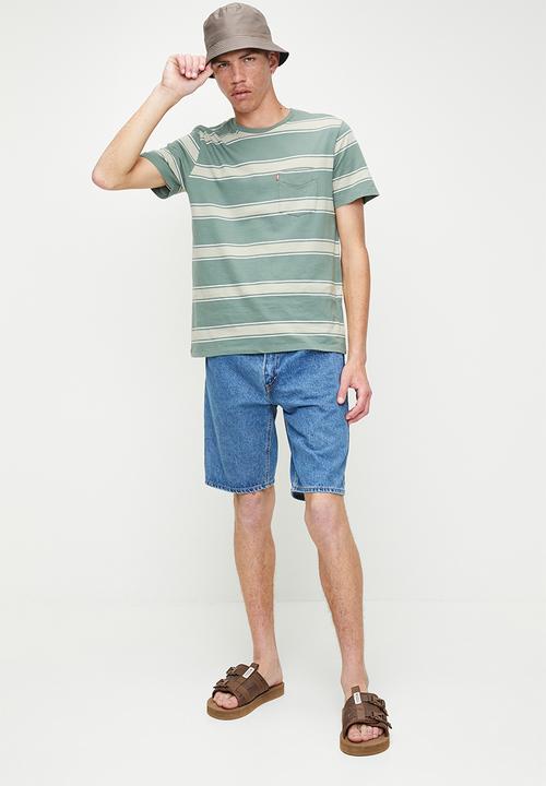 Levi’s® - 405 Standard Short - Medium Score Short