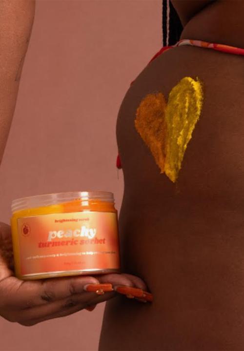 Standard Beauty - Peach & Turmeric Body Scrub for Glowing Body Skin