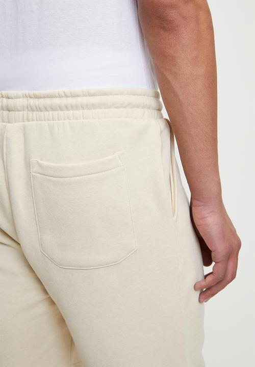 Brave Soul - Shorts - Plaster