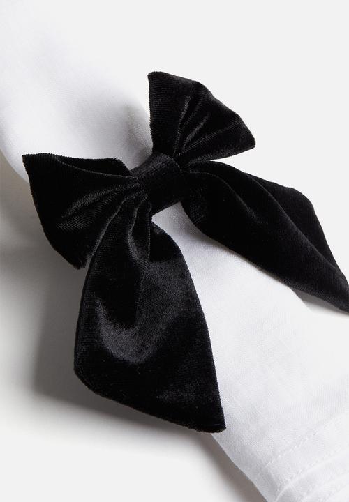 H&M - 4-Pack velvet napkin rings - black