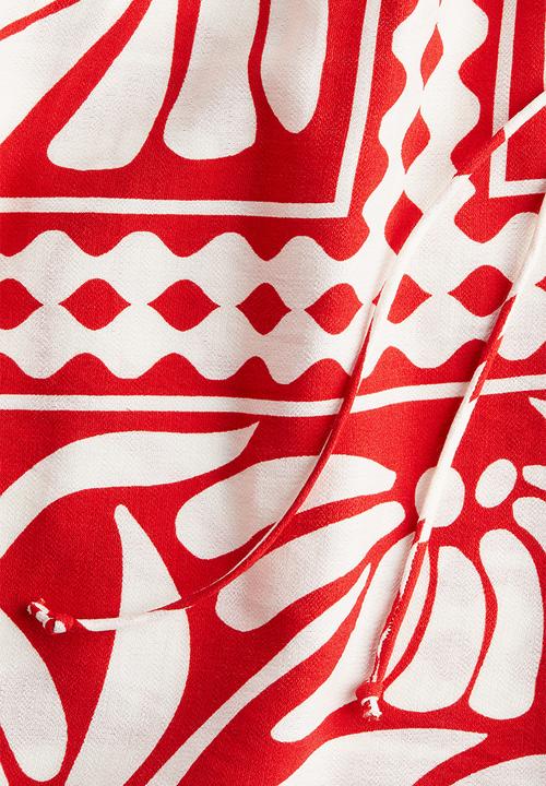 H&M - Drawstring shorts - bright red patterned