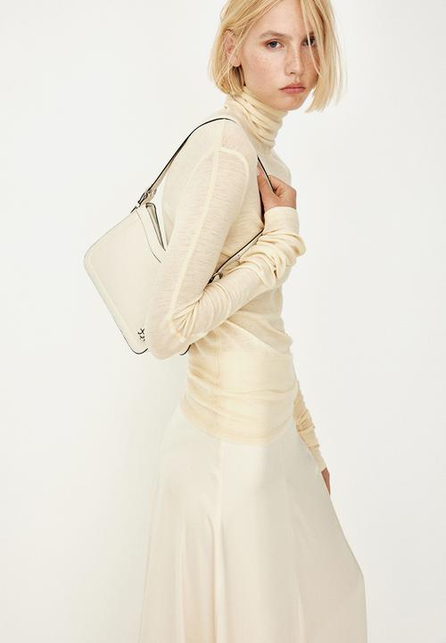 H&M - Shoulder bag - cream