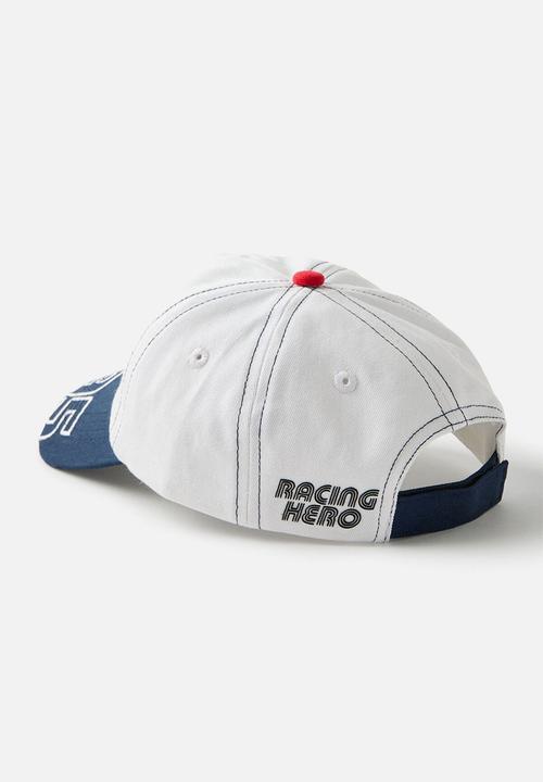 Cotton On - Kids licensed cap - lcn dis white/lightning mcqueen outline