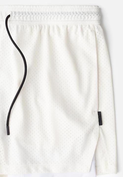 H&M - Mid-length 2-in-1 sports shorts with drymove™ - cream