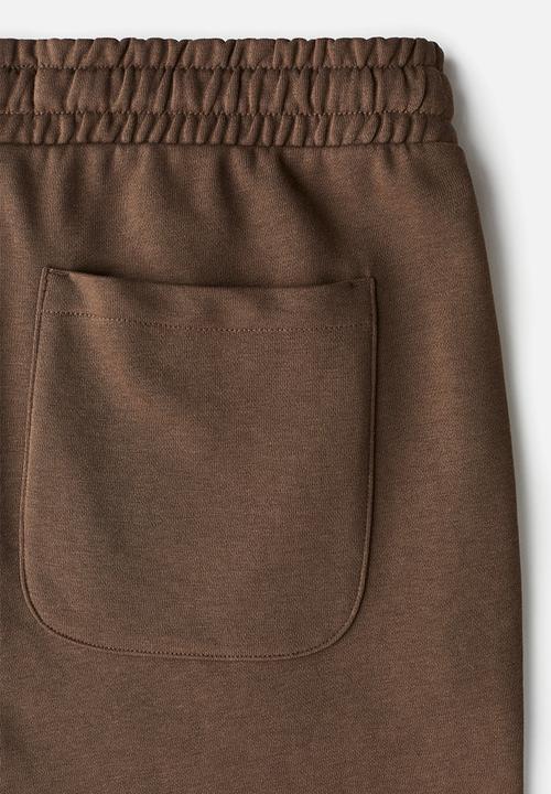 H&M - Regular fit sweatshorts - brown