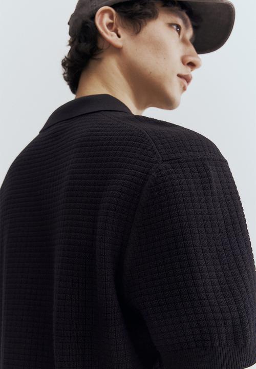 H&M - Regular fit textured-knit polo shirt - navy blue 