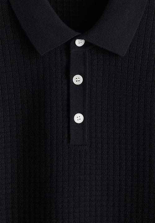 H&M - Regular fit textured-knit polo shirt - navy blue 
