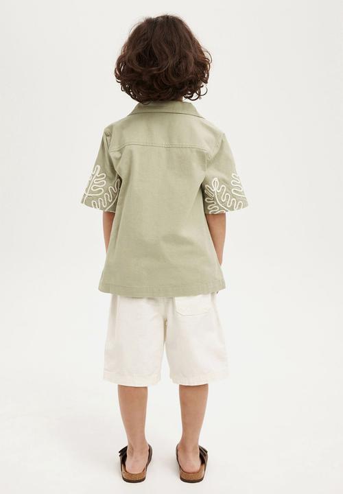 Cotton On - Eric easy short - white texture