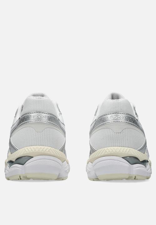 ASICS - GEL-CUMULUS 16