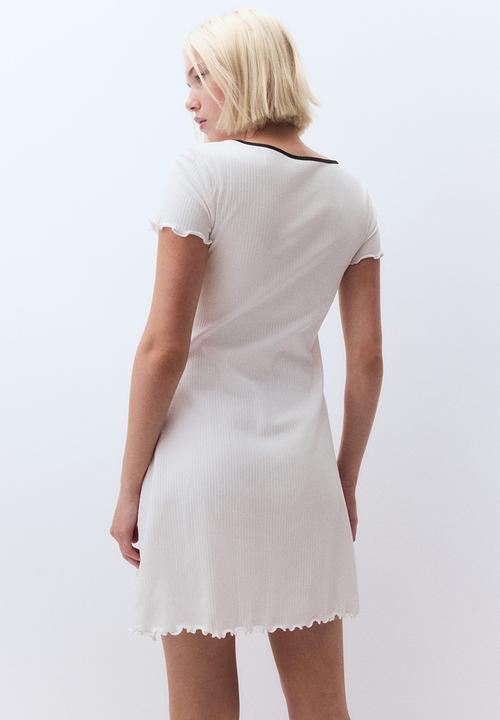 H&M - Overlock-detail flared-skirt dress - white