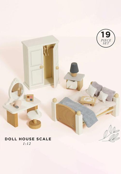 Le Toy Van - 19 Pcs Bedroom furniture - multi