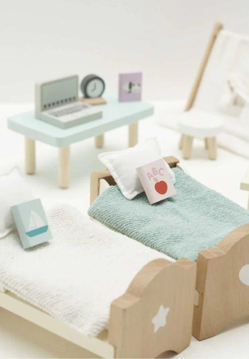 Le Toy Van - 20 Pcs childs bedroom furniture -  sage /beige