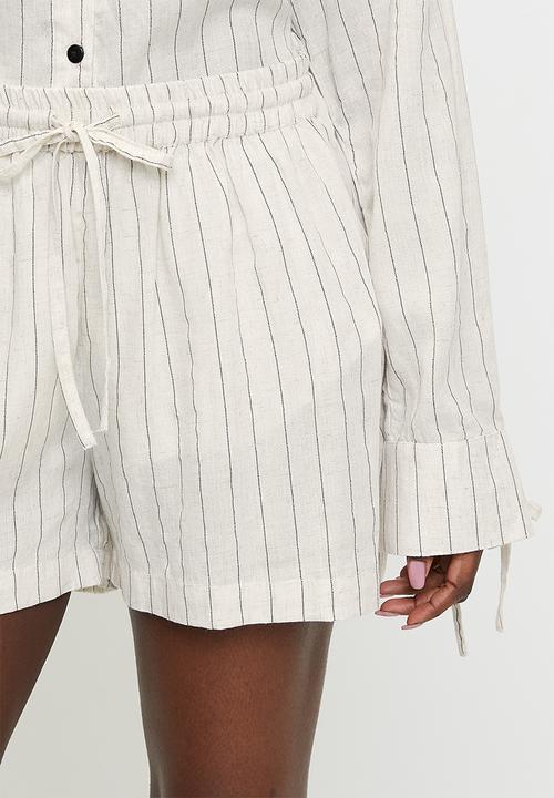 Brave Soul - Ladies Elasticated Waist Stripe Short - Ecru/Black