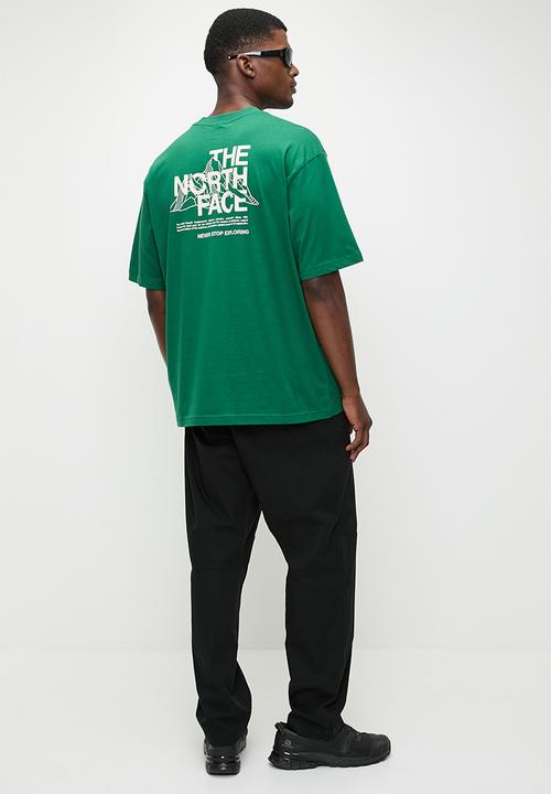 The North Face - S/S Mo  Ntain Sketch Tee Oversize Fit - Evergreen/White Dune 