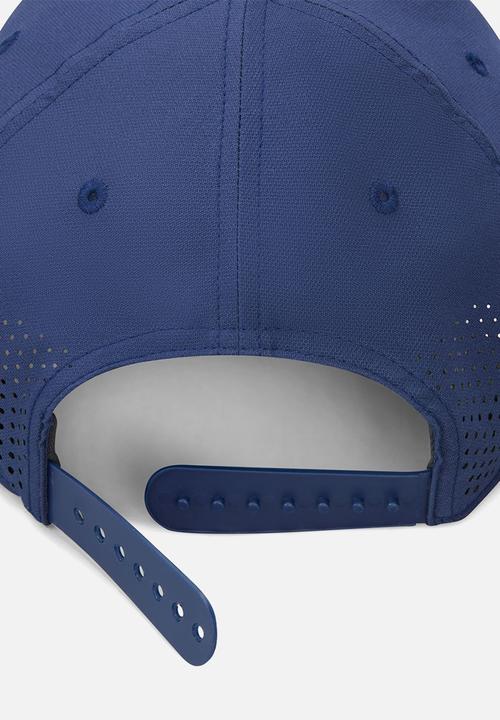 Nike - Nike Dri-FIT ADV Club Structured Swoosh Cap - Midnight Navy/White