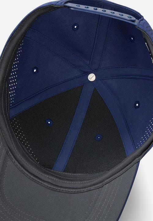 Nike - Nike Dri-FIT ADV Club Structured Swoosh Cap - Midnight Navy/White