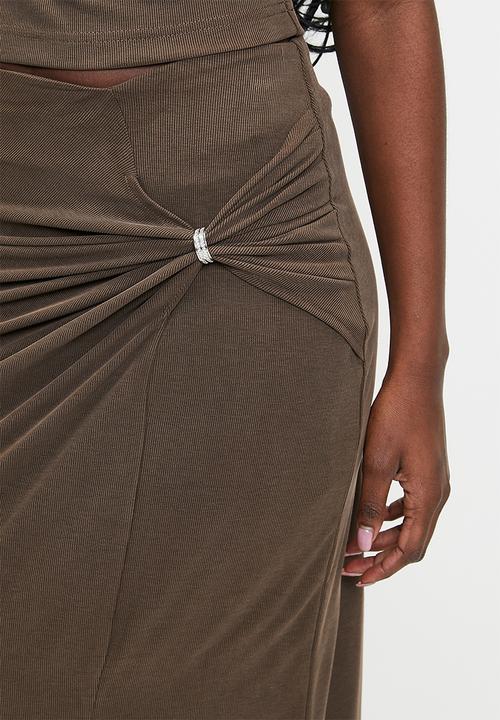 GUESS - Aimee Jewel Drap Skirt - Espresso Brown
