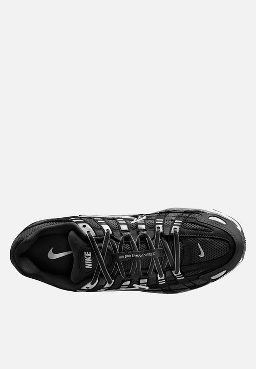 Nike - P-6000