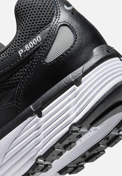 Nike - P-6000