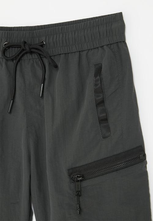 SOVIET - Boys fashion nylon short - dark grey