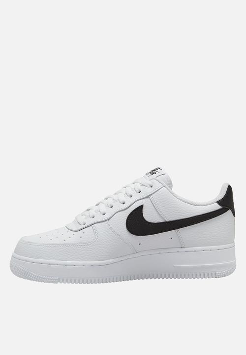Nike - Air Force 1 '07