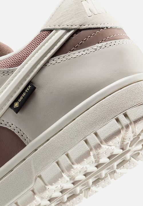 Nike - DUNK LOW GTX
