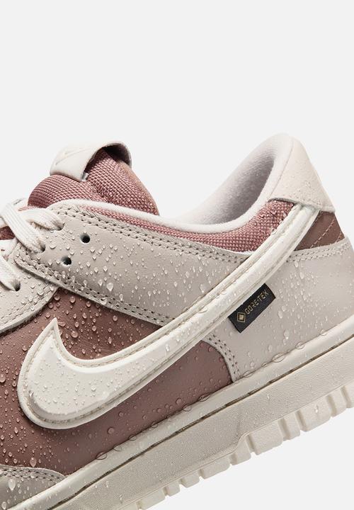 Nike - DUNK LOW GTX