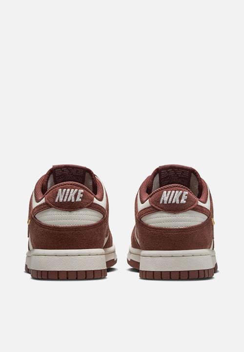 Nike - WMNS DUNK LOW