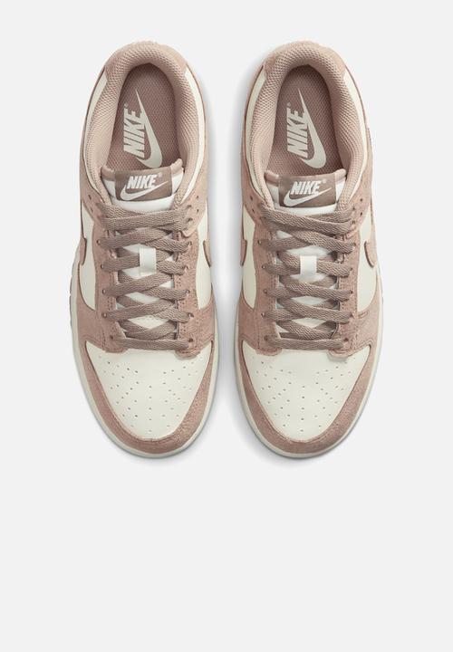 Nike - WMNS DUNK LOW