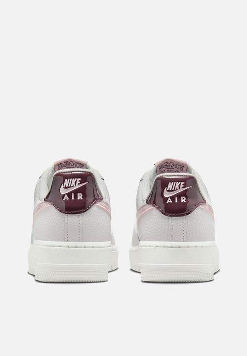 Nike - W AIR FORCE 1 '07