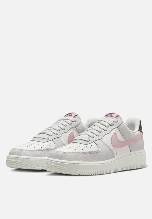 Nike - W AIR FORCE 1 '07