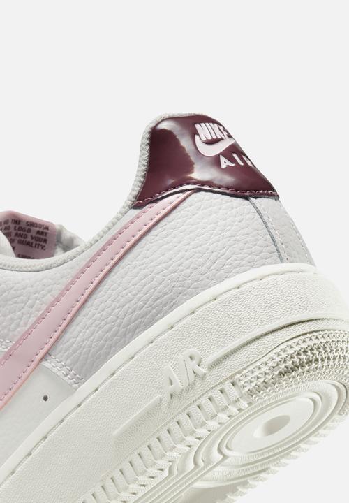 Nike - W AIR FORCE 1 '07