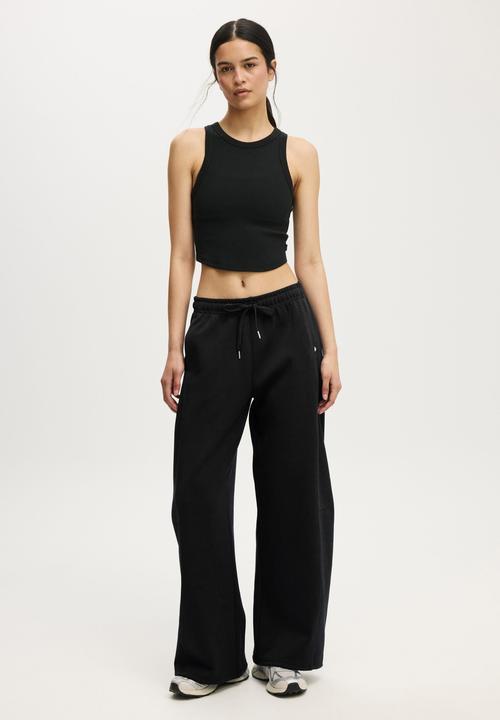 Cotton On - Summer Fleece Barrel Sweatpant - Black