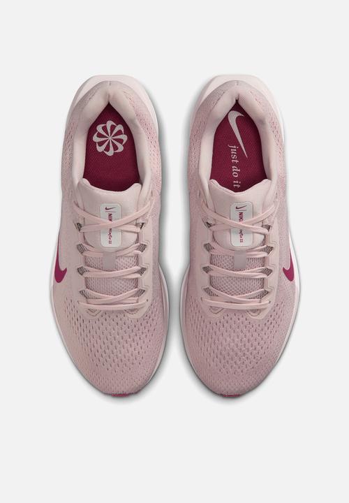 Nike - Winflo 11